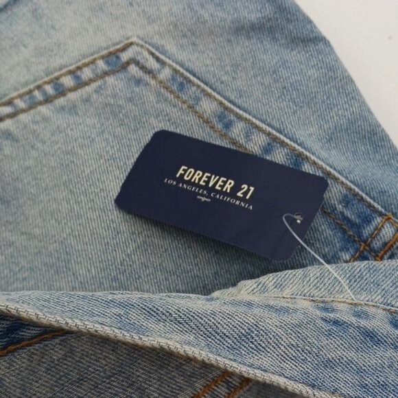 Forever 21 Denim Skirt Mini Cut Off Lightwash Womens Size 28 - Picture 5 of 5